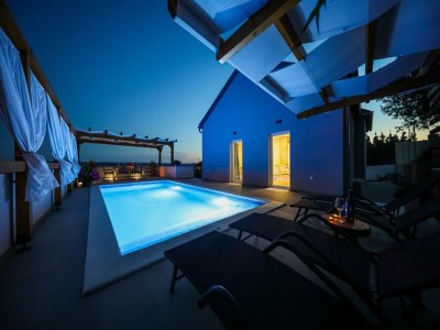 Holiday house Ferienhaus in Maslenica mit Meerblick - Outdoor photo 3