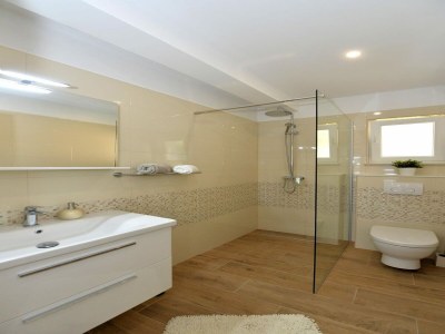 Holiday house Ferienhaus in Maslenica mit Meerblick - Features photo 18