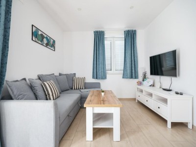 Holiday house Ferienhaus in Maslenica mit Meerblick - Features photo 19