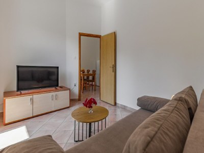 Apartment Banjole Cozy Family Retreat - Features photo 11