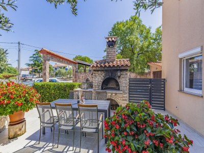 Holiday house Villa in Peroj mit Pool am Strand - Outdoor photo 8