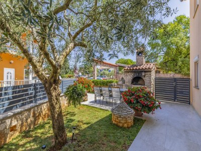 Holiday house Villa in Peroj mit Pool am Strand - Outdoor photo 13