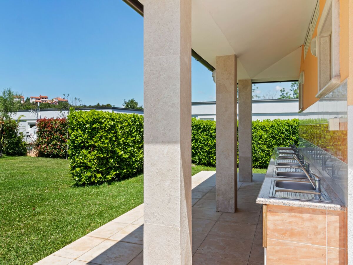 Holiday house Mobilheim in Banjole nahe Strand Centinera - Outdoor photo 5