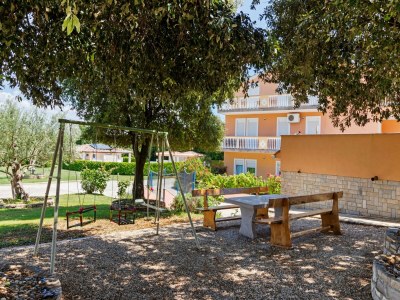 Holiday house Mobilheim in Banjole nahe Strand Centinera - Outdoor photo 4