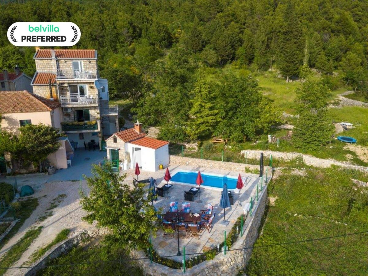 Villa Villa in Tučepi mit Pool nahe Strand