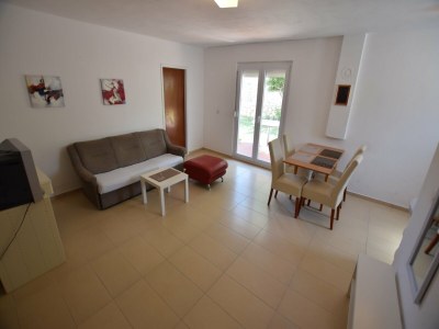 Apartment Spacious apartment with terrace - Features photo 19