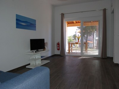 Apartment Apartment in Veli Rat near Beaches - Features photo 9