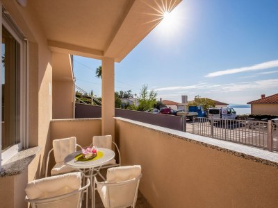 Villa Ruhige Villa in Dramalj mit Sprudelbad - Outdoor photo 3