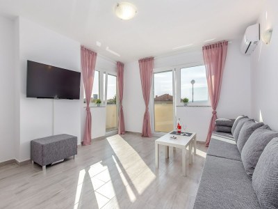 Villa Ruhige Villa in Dramalj mit Sprudelbad - Features photo 18