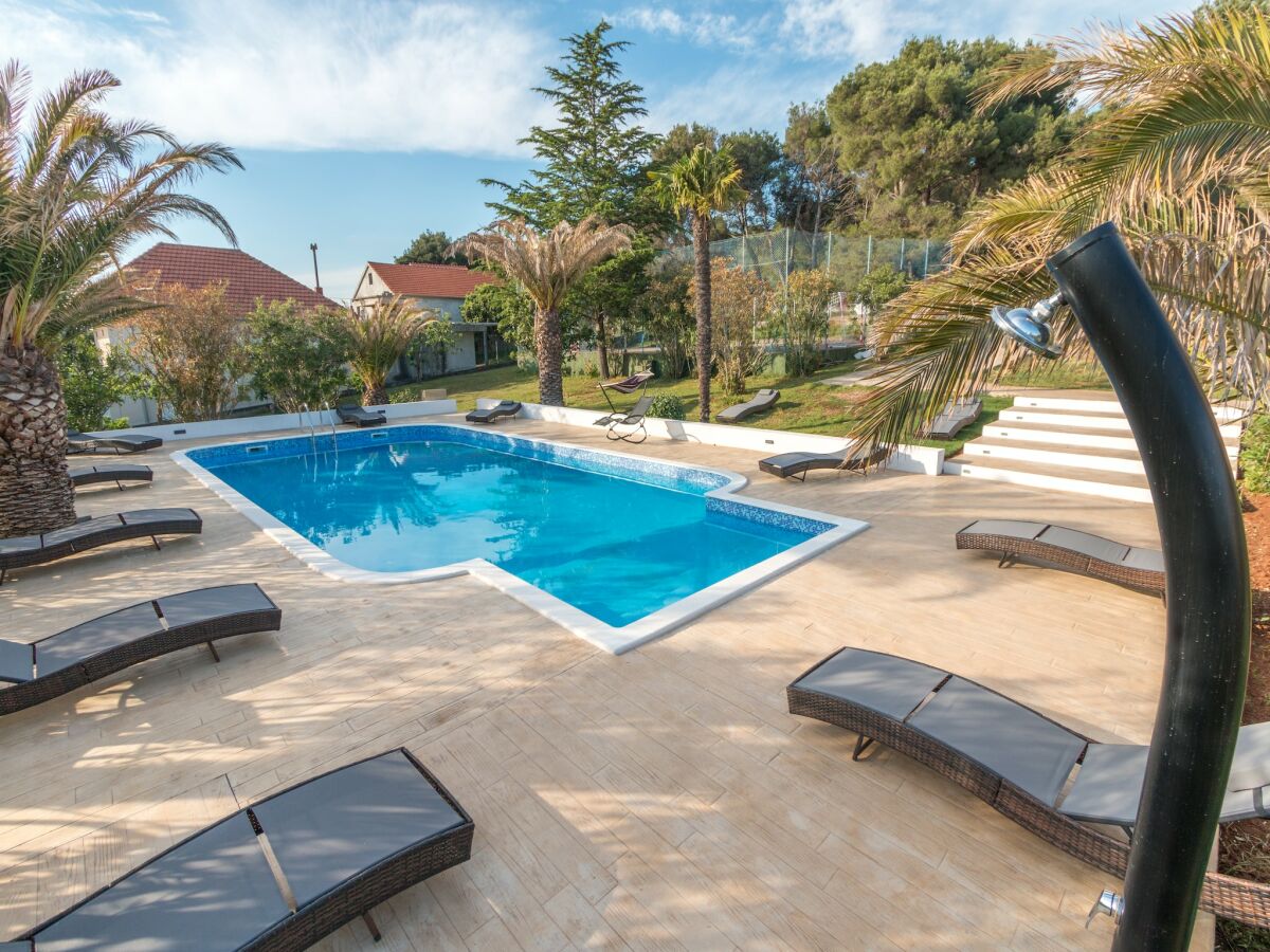 Holiday house Luxury Holiday Home in Bibinje near Sea - Outdoor photo 4