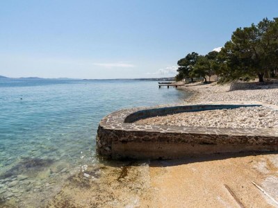 Apartment Apartment in Petrcane by the Sea - Outdoor photo 4