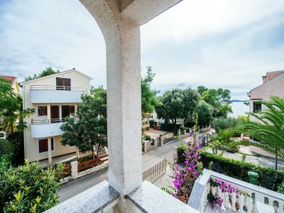 Apartment Apartment in Petrcane by the Sea - Outdoor photo 6