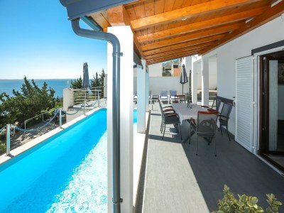 Apartment Luxury Apartment with heated pool in Starigrad - Outdoor photo 6