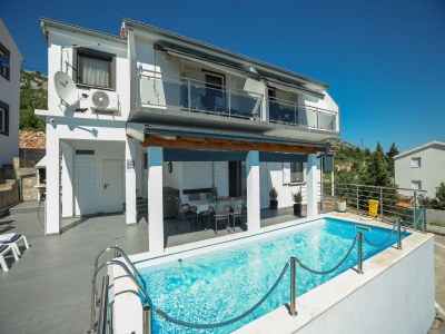 Apartment Luxury Apartment with heated pool in Starigrad - Outdoor photo 8