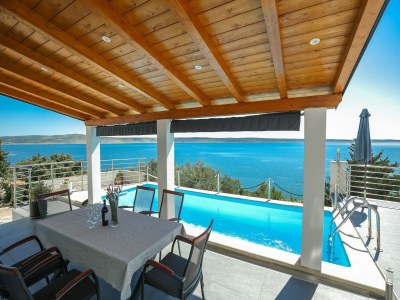 Apartment Luxury Apartment with heated pool in Starigrad - Outdoor photo 13