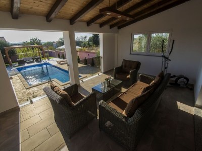 Holiday house Cosy Holiday Home in Policnik with Pool - Outdoor photo 12