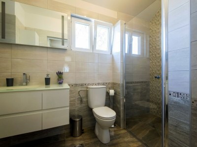 Holiday house Cosy Holiday Home in Policnik with Pool - Features photo 33