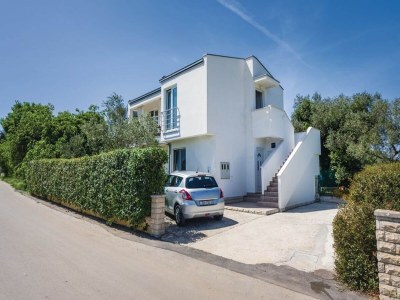 Holiday house Geräumiges Ferienhaus in Bibinje mit Garten - Outdoor photo 3