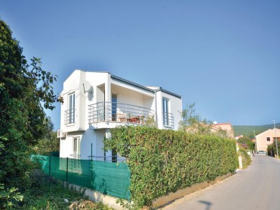 Holiday house Geräumiges Ferienhaus in Bibinje mit Garten - Outdoor photo 10