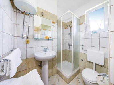 Holiday house Geräumiges Ferienhaus in Bibinje mit Garten - Features photo 35