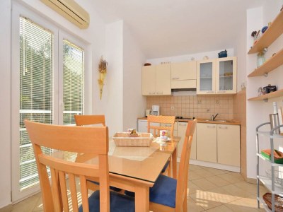 Holiday house Geräumiges Ferienhaus in Bibinje mit Garten - Features photo 40