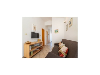 Holiday house Geräumiges Ferienhaus in Bibinje mit Garten - Features photo 53