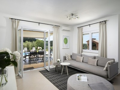 Villa Elegant Villa with Private Pool - Features photo 18