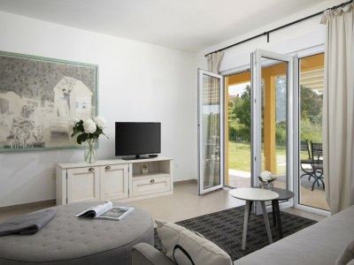 Villa Elegant Villa with Private Pool - Features photo 22