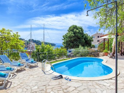 Villa Villa in Sumartin mit Pool am Strand - Outdoor photo 5