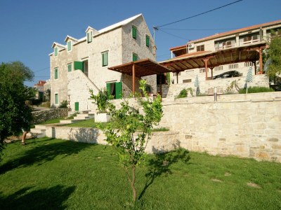 Villa Villa in Sumartin mit Pool am Strand - Outdoor photo 7