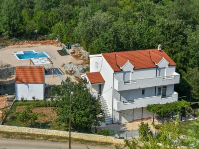 Villa Villa in Neoric mit Pool und Whirlpool - Outdoor photo 8