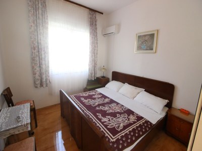 Apartment Apartment in Starigrad near the Beach - Features photo 18