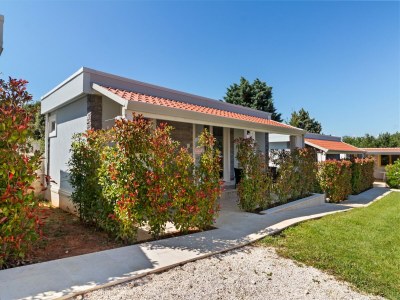 caravan Mobilheim in Banjole nahe Strand - Outdoor photo 14