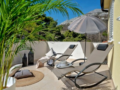 Villa Villa in Žrnovnica mit beheiztem Salzwasserpool - Outdoor photo 7