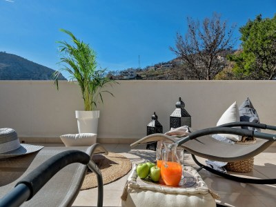 Villa Villa in Žrnovnica mit beheiztem Salzwasserpool - Outdoor photo 10