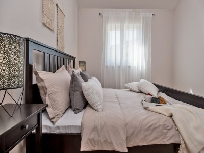 Villa Villa in Žrnovnica mit beheiztem Salzwasserpool - Features photo 23