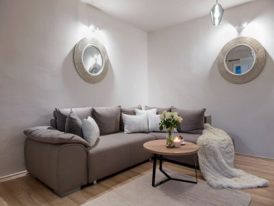 Villa Villa in Žrnovnica mit beheiztem Salzwasserpool - Features photo 36