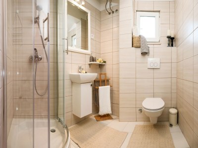 Villa Villa in Žrnovnica mit beheiztem Salzwasserpool - Features photo 48