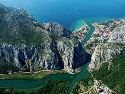 Villa Villa in Žrnovnica mit beheiztem Salzwasserpool - Environment photo 55