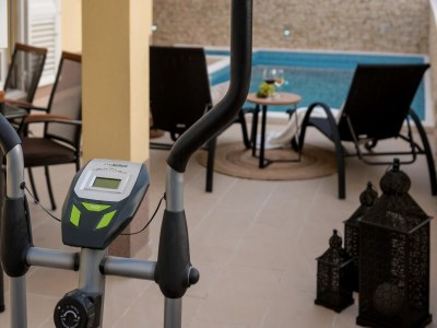 Villa Villa in Žrnovnica mit beheiztem Salzwasserpool - Outdoor photo 57