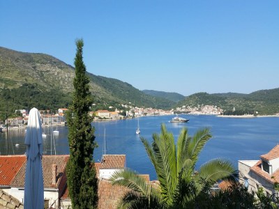 Apartment Coastal apartment in Vis near sea - Outdoor photo 12