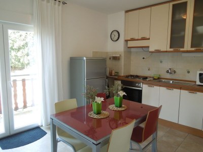 Apartment Apartment in Knin near Knin Fortress - Features photo 11