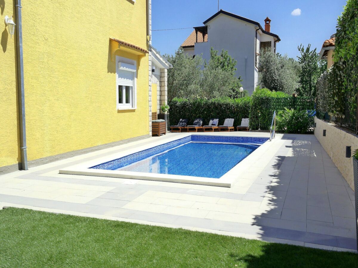 Holiday house Holiday home in center of Šilo near beach - Outdoor photo 4