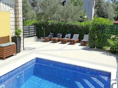 Holiday house Holiday home in center of Šilo near beach - Outdoor photo 9