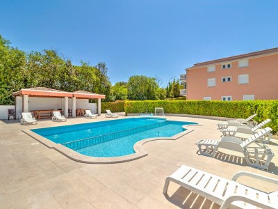 caravan Mobilheim in Banjole am Strand - Outdoor photo 3