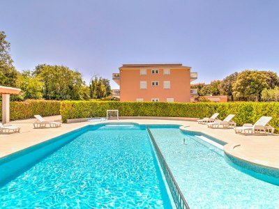 caravan Mobilheim in Banjole am Strand - Outdoor photo 11