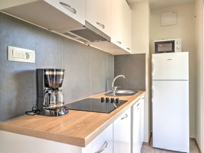 caravan Mobilheim in Banjole am Strand - Features photo 32