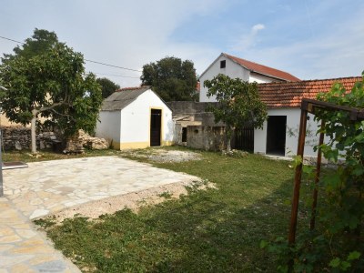 Holiday house Holiday Home in Dalmatia near Krka NP - Outdoor photo 6