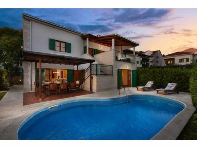 Villa Große Villa auf der atemberaubenden Insel Hvar / Privatool - Outdoor photo 9