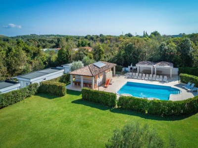 caravan Mobile Home in Banjole with Pool near Beach - Outdoor photo 4